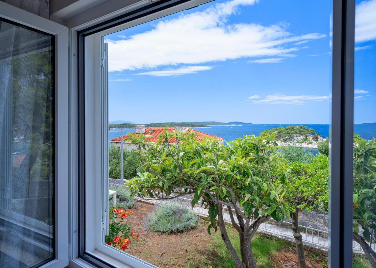 Apartment Rinada - Zf Hvar *
