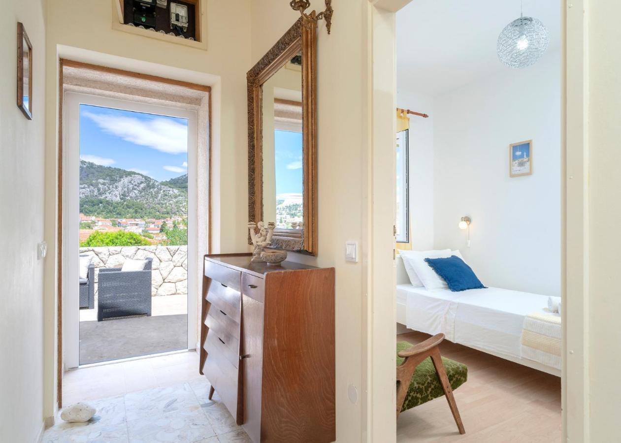 Rinada - Zf Hvar Apartment *
