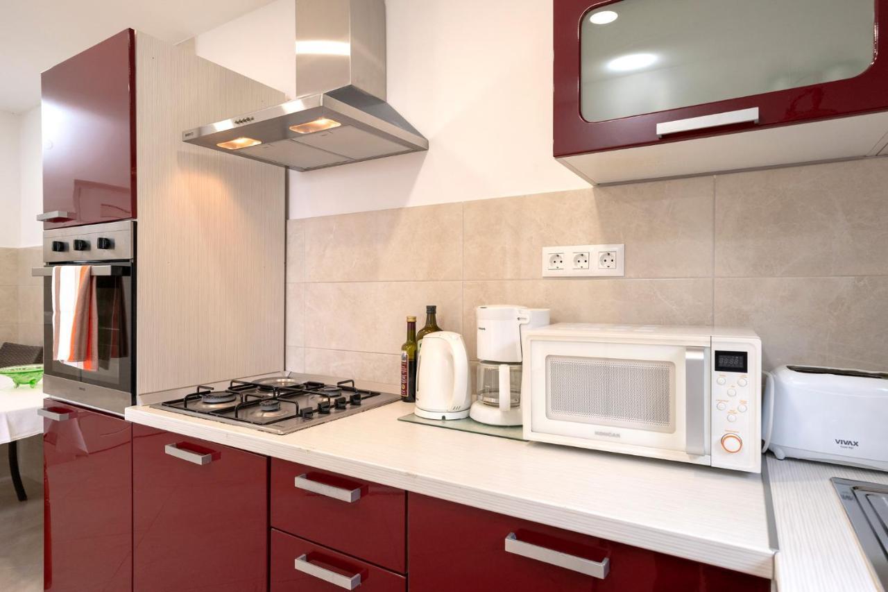 Apartment Rinada - Zf Hvar *